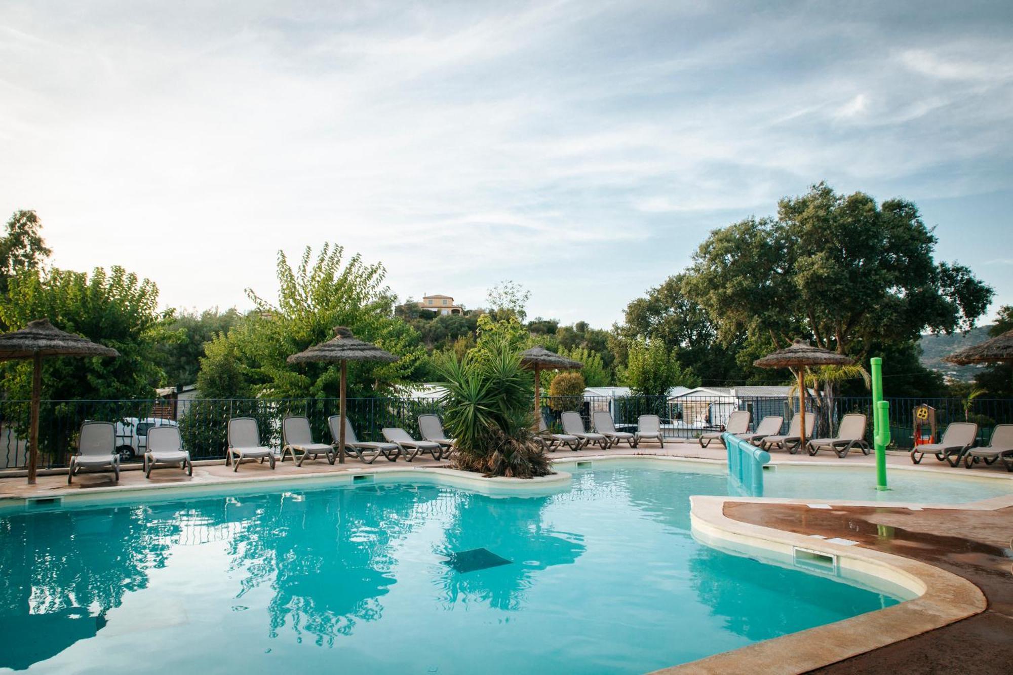 Camping Lou Cabasson Bormes-les-Mimosas Exterior foto